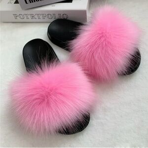 🌸 Pink Fluffy Women's Slides